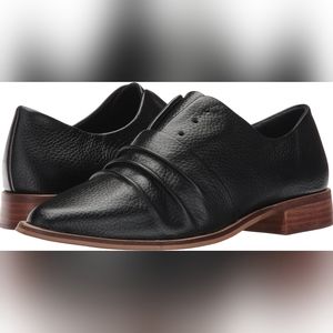 Kelsi Dagger Oxford Flat